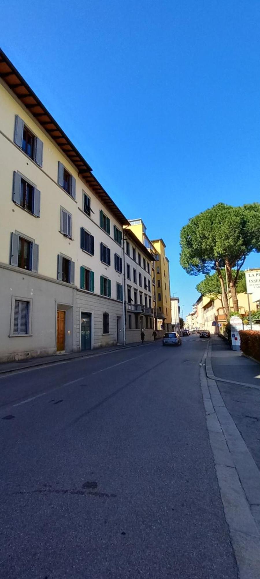 Charming & Spacious Florentine Home Just Two Mins From Tram Stop Florence Luaran gambar